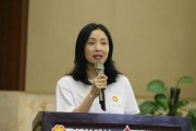 为吃瓜进娱乐圈后她火了